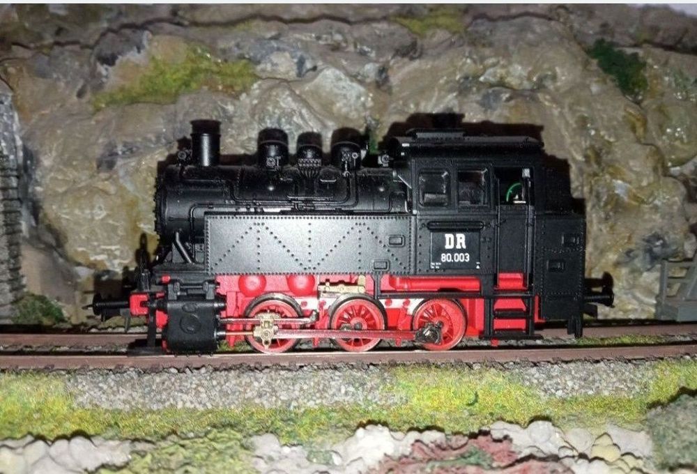 Scara HO BR80 locomotiva digitala