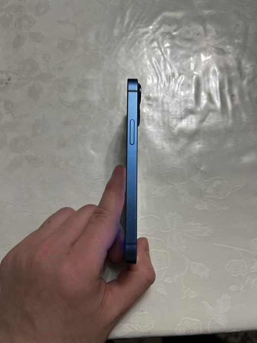 Продам айфон 13 мини идеал