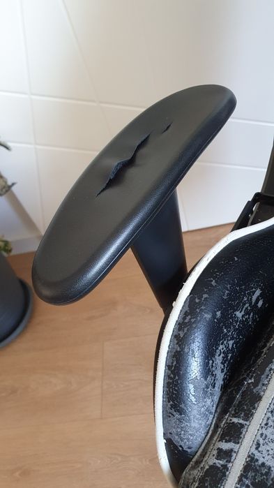 Геймърски стол DXRacer Formula