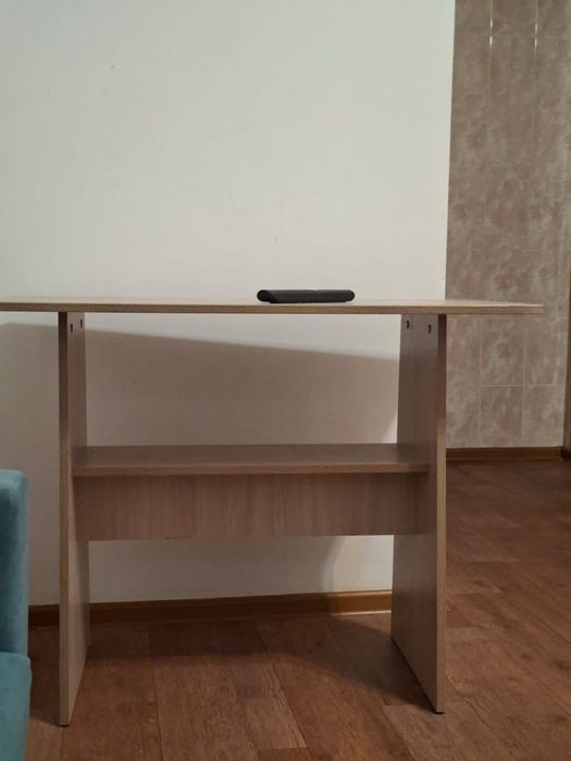 Продам стол 100/59