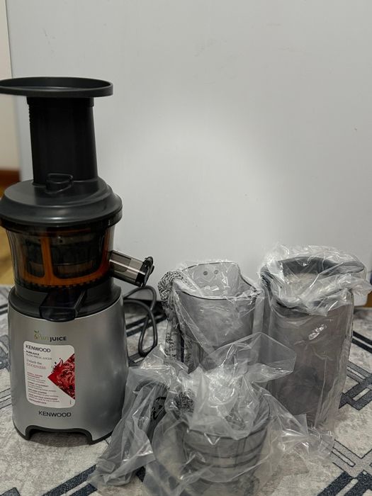 Соковыжималка пюрешница