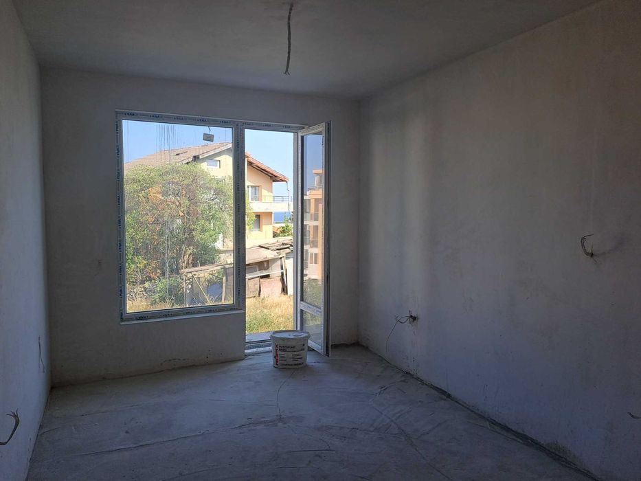 Продава се Двустаен апартамент в Варна, Виница - 47 кв.м за 1383 €/кв.м - Снимка #3