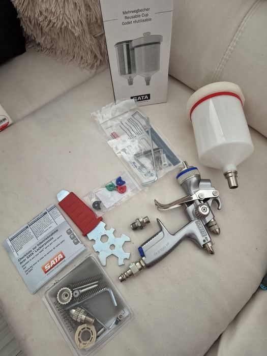 Pistol de vopsit SATAjet 1000 B, pahar PVC - 600ml