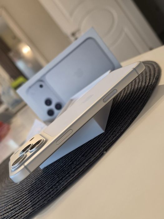 Iphone 17 pro max 256GB като НОВ