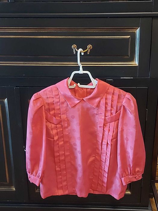 Официална блуза със задно закопчаване