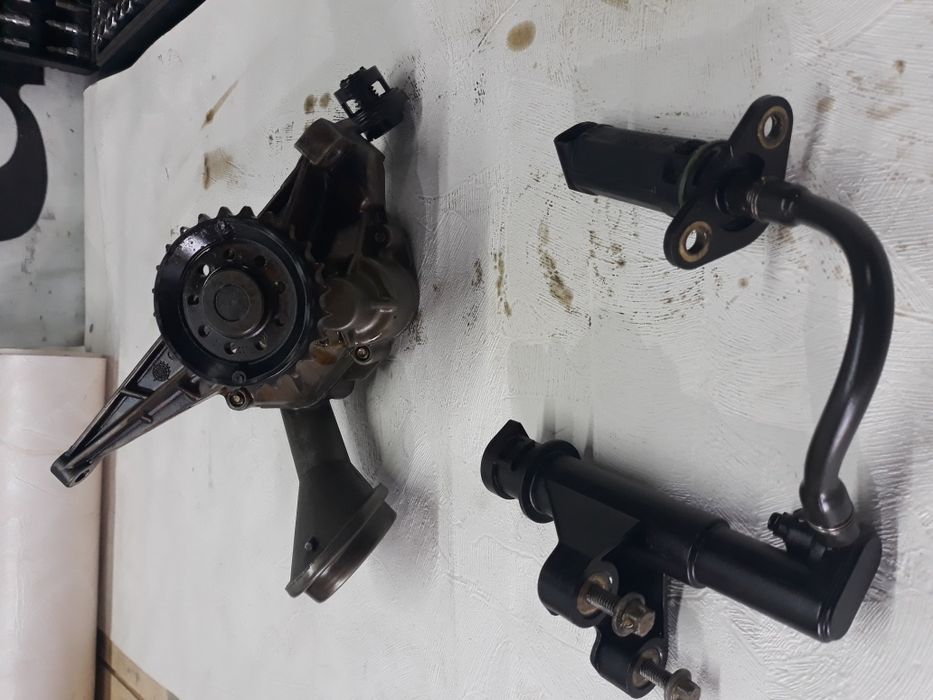 Масленна помпа и нивомер масло за мерцедес w210 E240