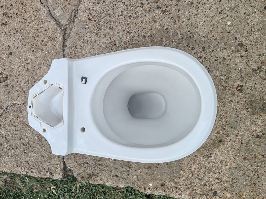 Продам Унитаз без бочка