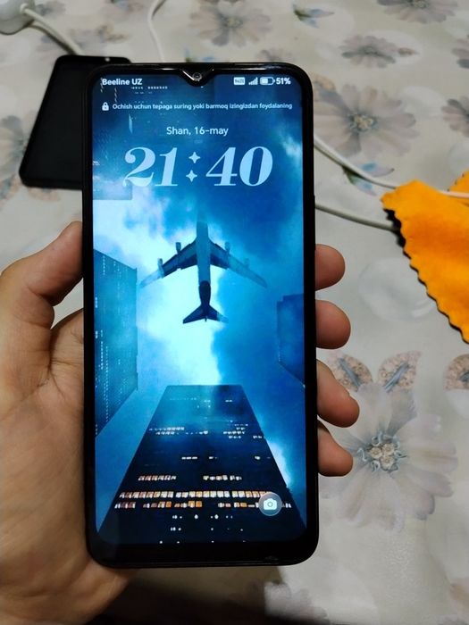 Honor x6b full karobka-dokument, zaryadchik hammasi bor