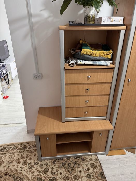 Мебель (состояние очень хорошее)