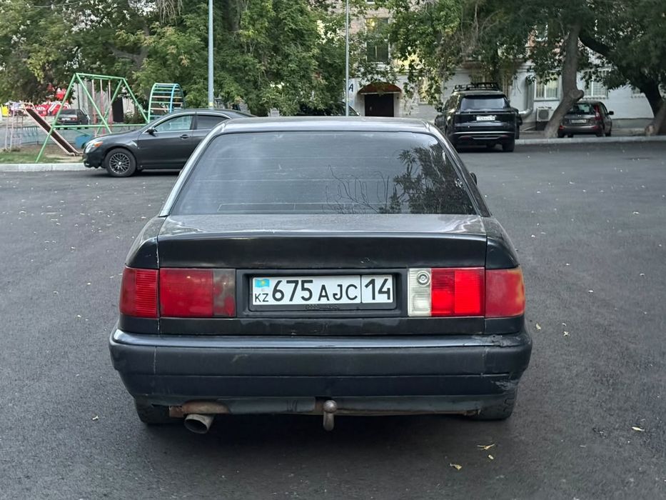 Продам ауди 100 с4
