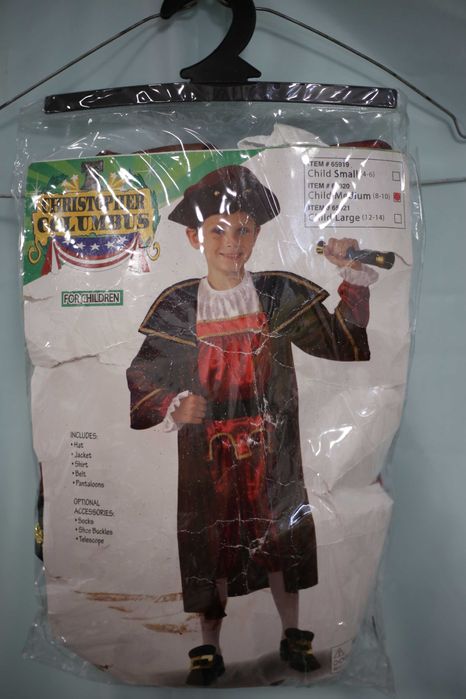 Lot 100 costume carnaval copii & adulți – import SUA, majoritatea noi