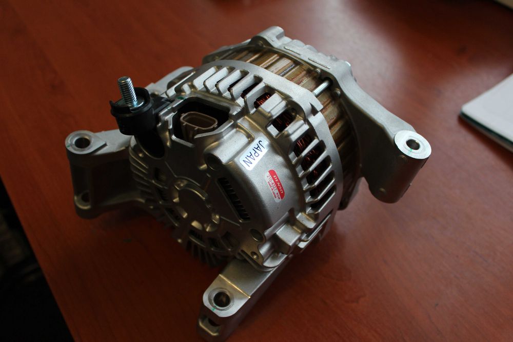 Генератор для Mazda 5