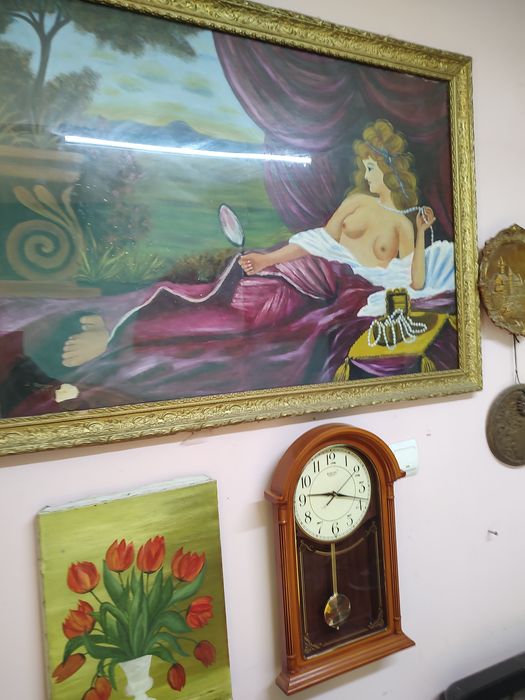 Tablouri ,ceas și elemente decorative