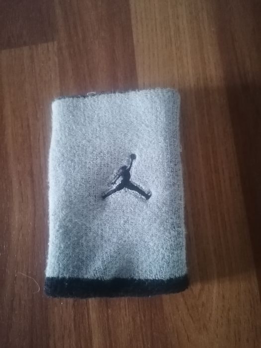 Bentita Air Jordan numărul 23