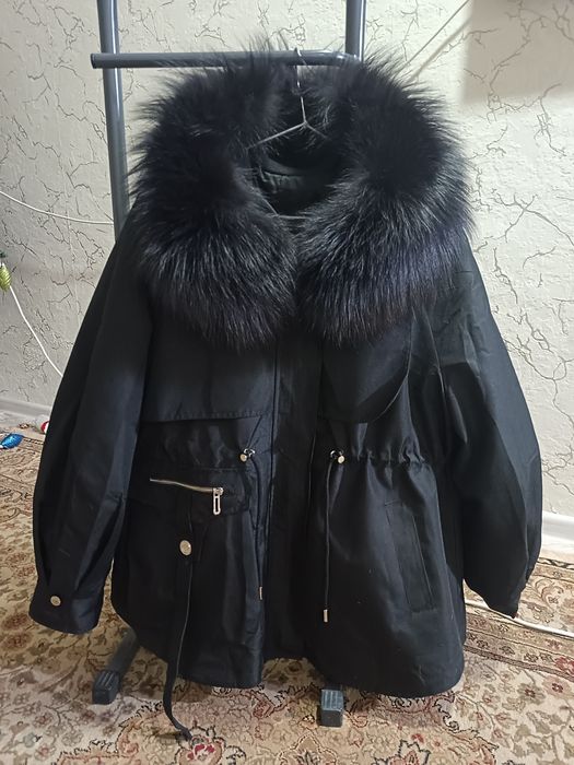 Продам парку новая