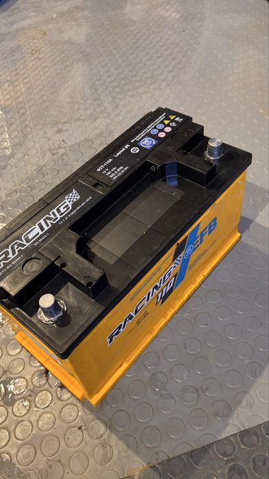 Акумулатор с гаранция 1 г.