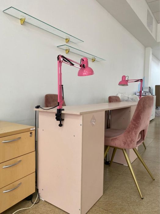 Лампы настольные и напольные