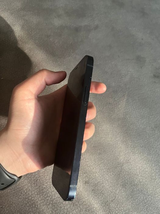 Айфон 12 идельный