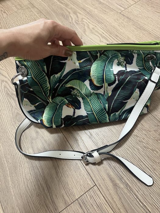 Дамски чанти неизползвани