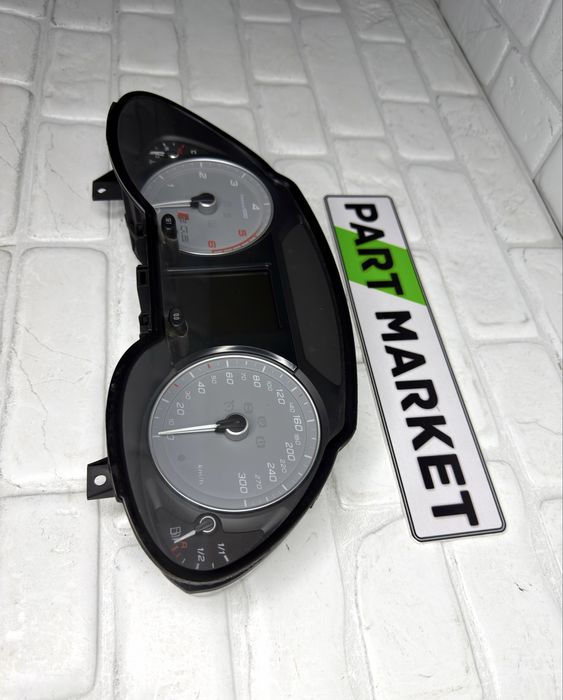 Километраж AUDI SQ5 8R 8R0920931F