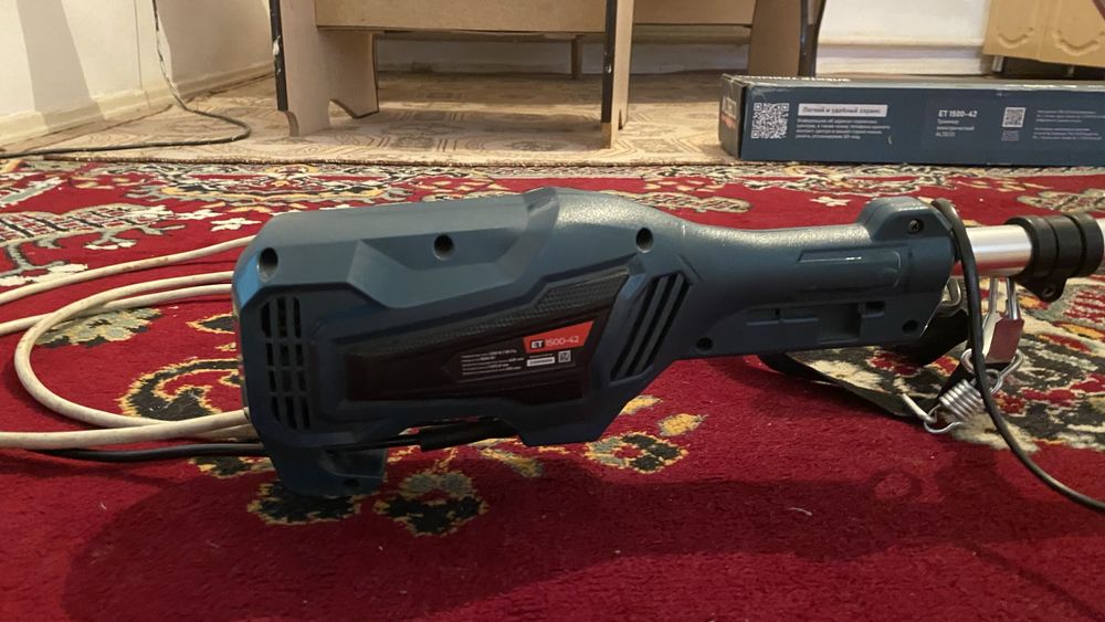 Газонакосилка электрический