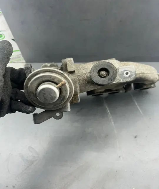 Galerie admisie 03G129713 03G129713 Volkswagen VW Passat 2007