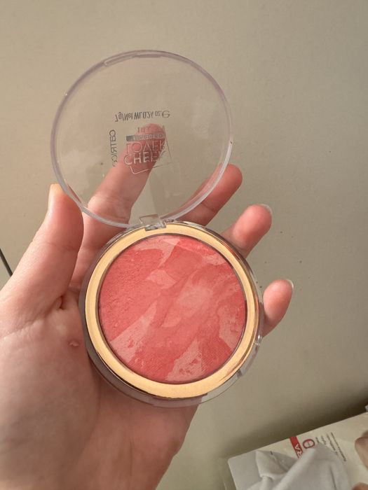 Румяна Catrice 010