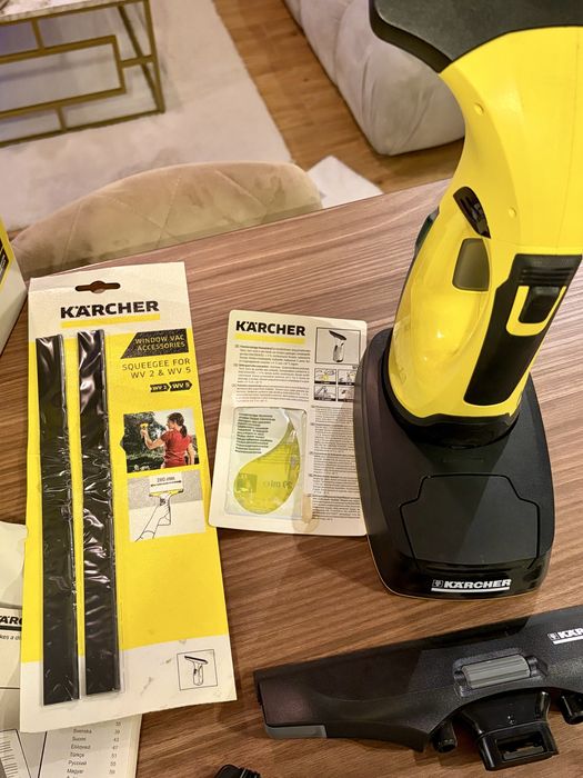 Aspirator geamuri Karcher WV5 Premium Non-Stop Cleaning Kit