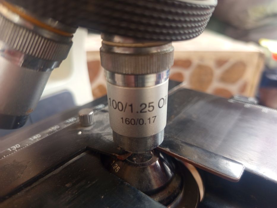 Продам . Микроскоп .