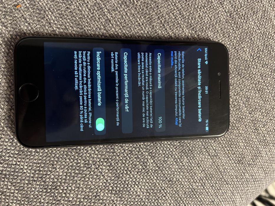 Vand iPhone 8 functional