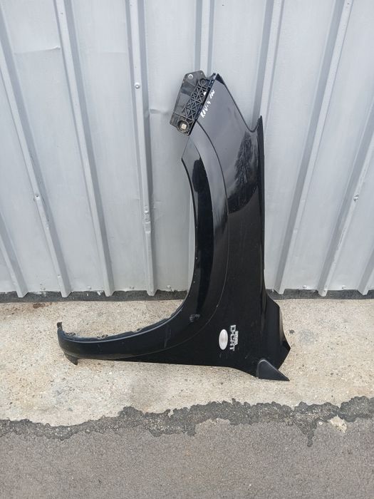 Ляв калник Toyota Rav4 2010