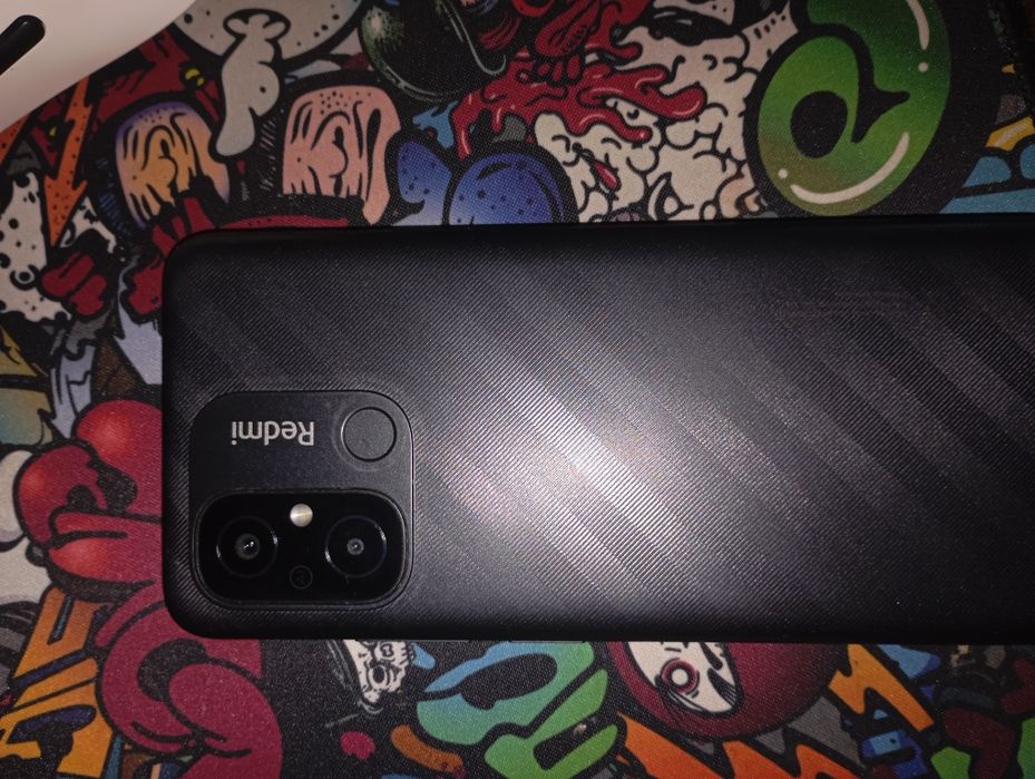 Redmi 12c телефон