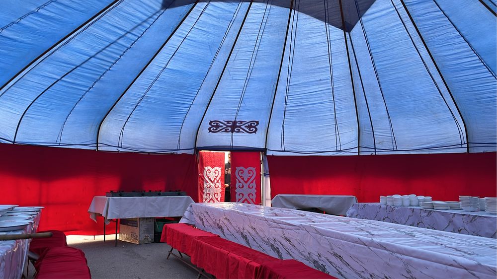 Ағаш үй,Юрта,Палатка.