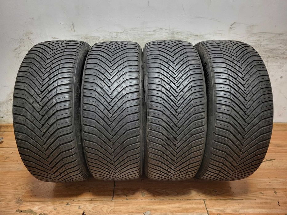 225/40/18 Bridgestone / 215/45/18 Continental / всесезонни гуми