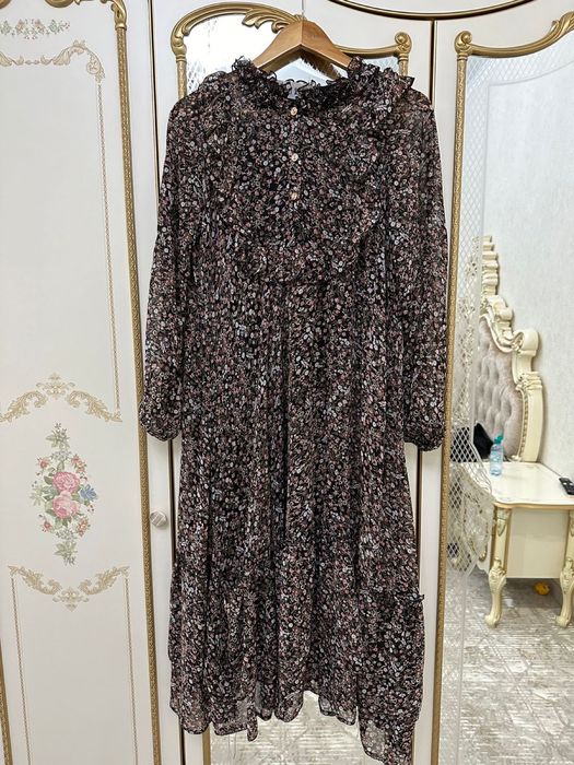 Продаю платья