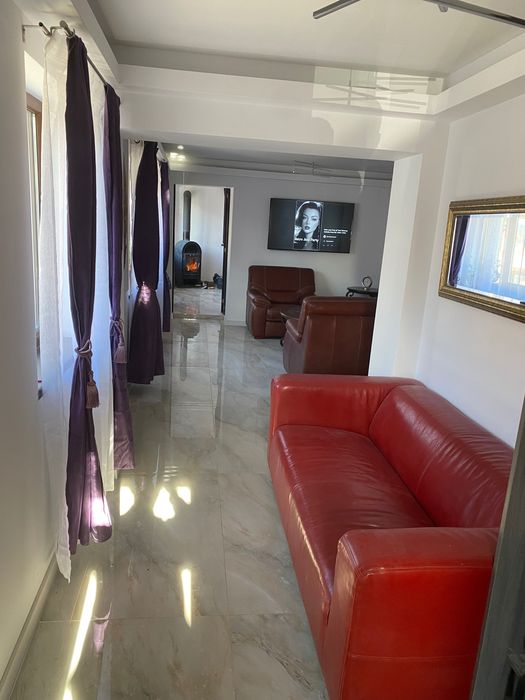 Apartment 3 Camere Bușteni 500 lei
