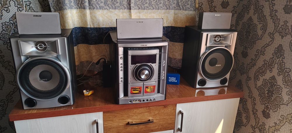 Музыкальный центр SONY  MHC-GNZ8D