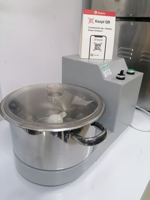 Кутер измельчитель мясо