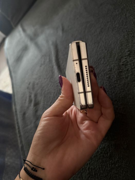 Samsung Galaxy Z Fold4