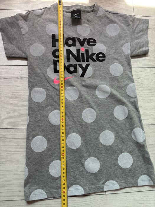 Nike рокля 6-7г.