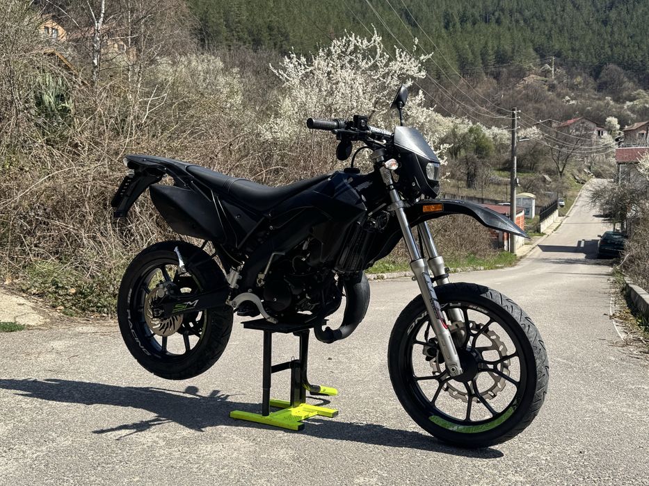 MotorHispania RYZ 50 SM 50cc, AM6