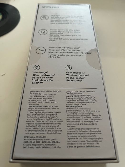 Презентатор Logitech Spotlight Presentation Remote