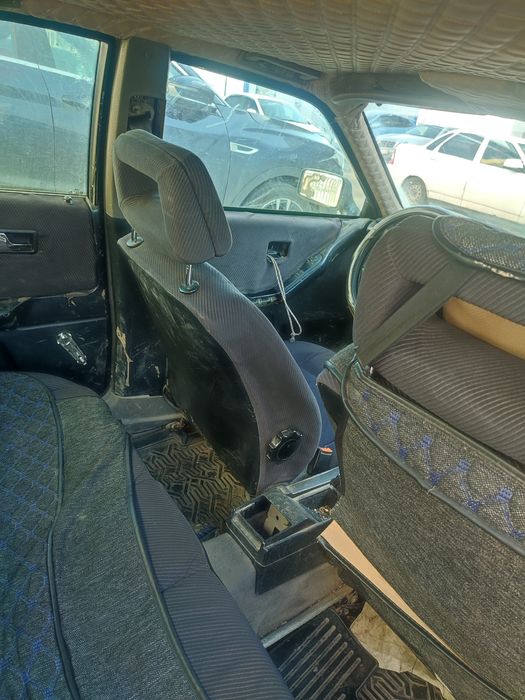 Машина сатылады Ауди б-4 1992