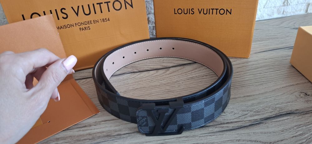 Колан Louis Vuitton