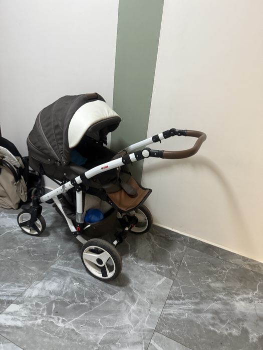 Коляска универсальная