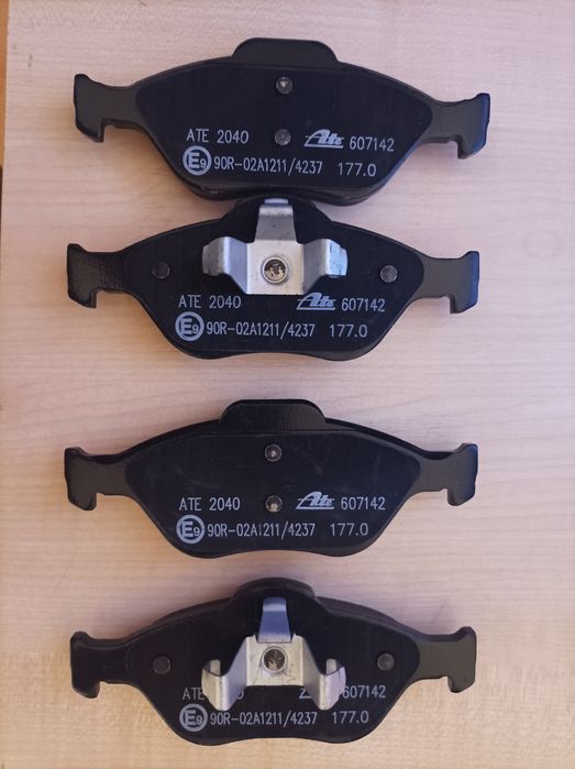 Set Placute frana  față ATE Ford Fiesta MK4 sau Mazda 121