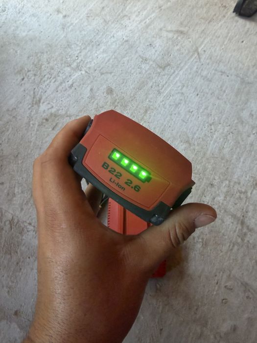 Hilti Cpc батерия и зарядно