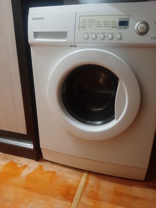 Машинка на запчасти