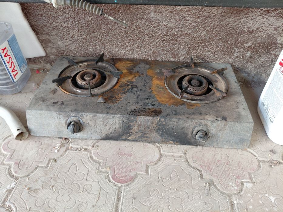 Газовыие  плита продам