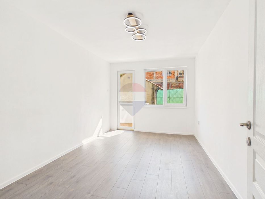 Продава се Двустаен апартамент в Варна, Трошево - 52 кв.м за 2212 €/кв.м - Снимка #1